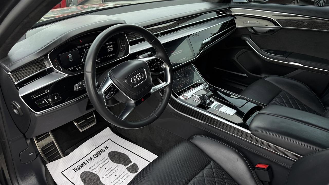 Used 2021 Audi S8 L AWD/4WD image 29