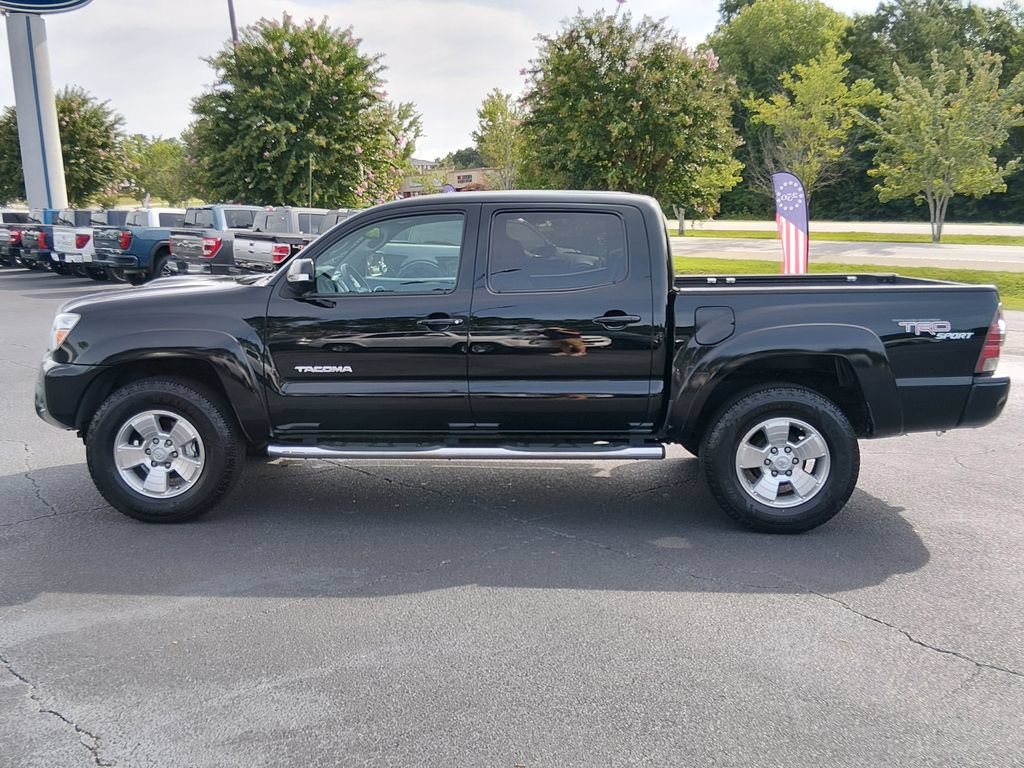 Used 2013 Toyota Tacoma 4x4 Double Cab w/ TRD Sport Pkg image 7