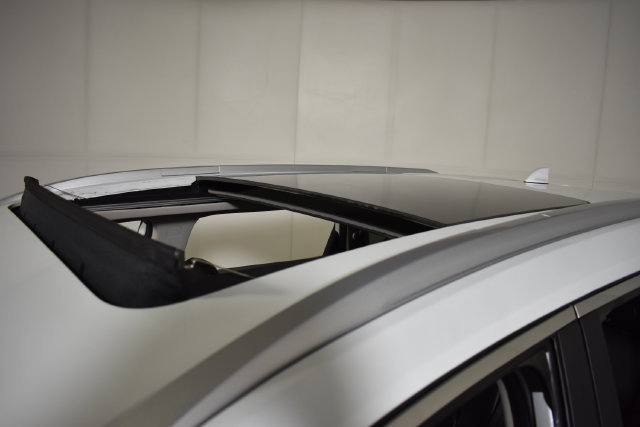 Certified 2025 Nissan Rogue SV w/ SV Premium Package FWD image 39