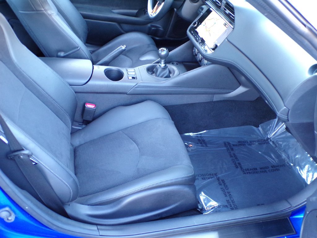Used 2024 Nissan Z Performance w/ Floor Mat Package RWD image 11