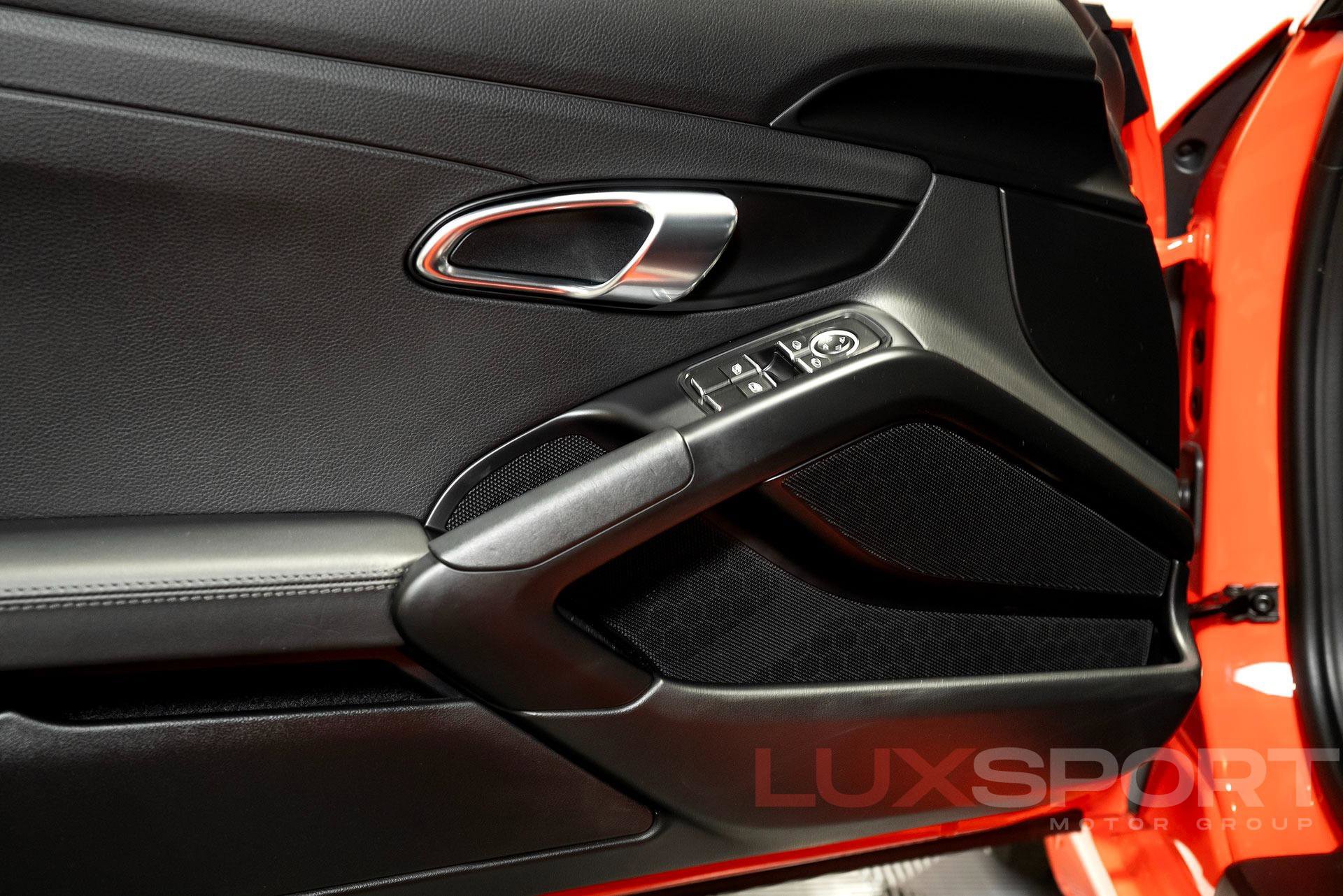 Used 2018 Porsche 718 Cayman S image 18