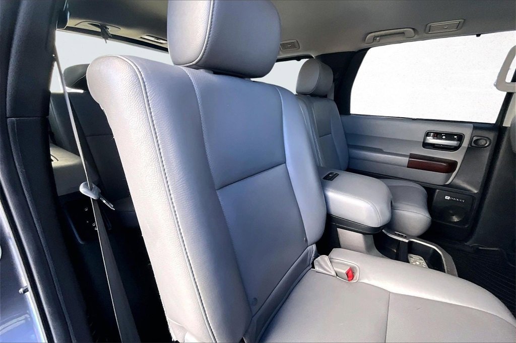 Used 2012 Toyota Sequoia Platinum image 23