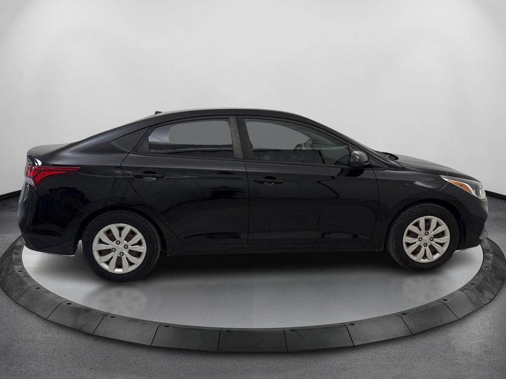 Used 2018 Hyundai Accent SE FWD image 4