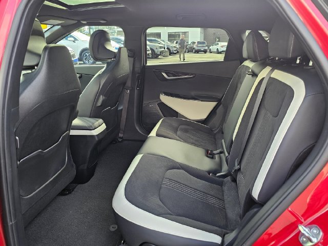 Certified 2023 Kia EV6 GT-Line w/ GT-Line Suede Seat Package AWD/4WD image 21