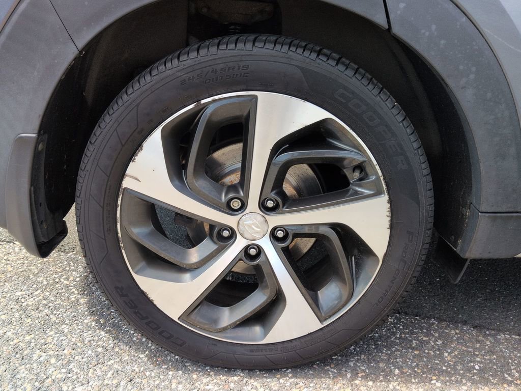 Used 2017 Hyundai Tucson Limited w/ Limited Ultimate Package 03 AWD/4WD image 29