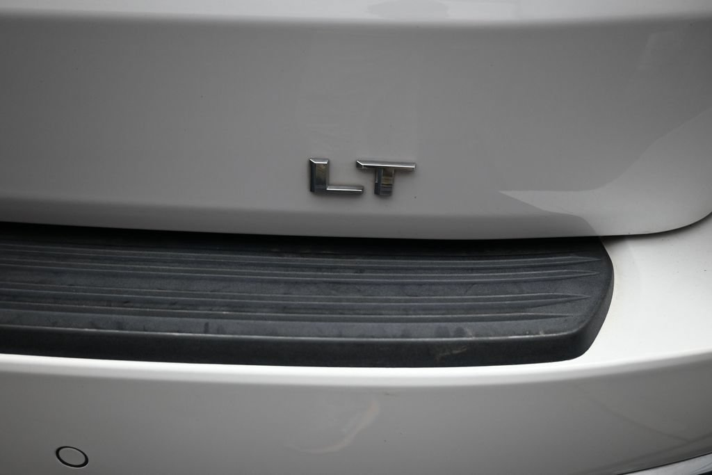 Used 2024 Chevrolet Tahoe LT RWD image 12