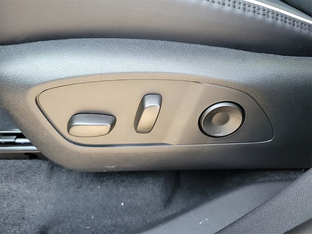 New 2026 GMC Acadia Denali image 17