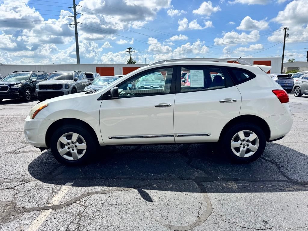 Used 2015 Nissan Rogue S w/ Convenience Package AWD/4WD image 12