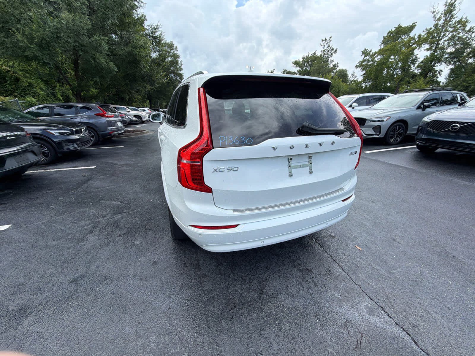 Used 2023 Volvo XC90 B5 Core AWD/4WD image 13