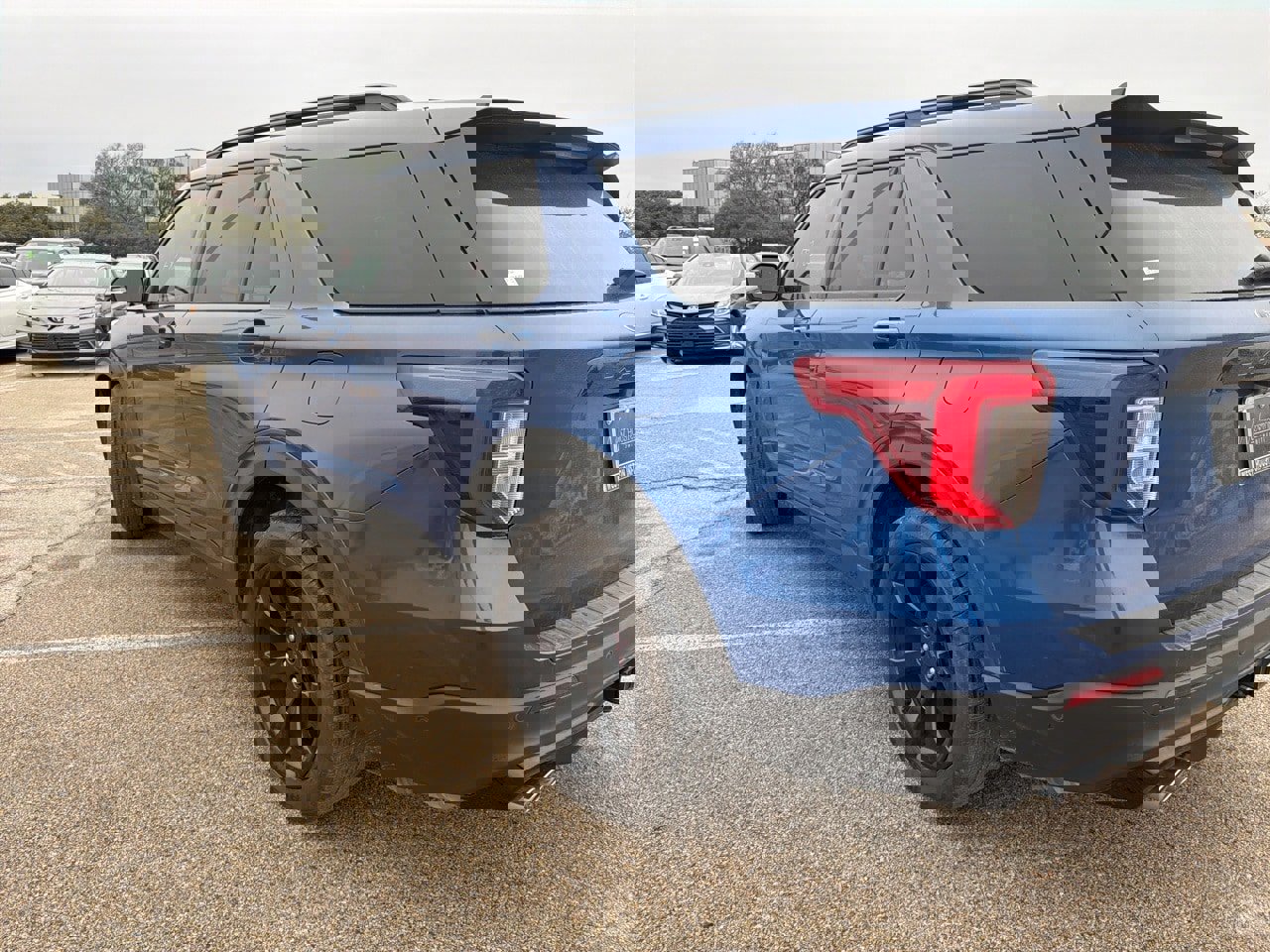 Used 2022 Ford Explorer ST w/ Equipment Group 401A image 6