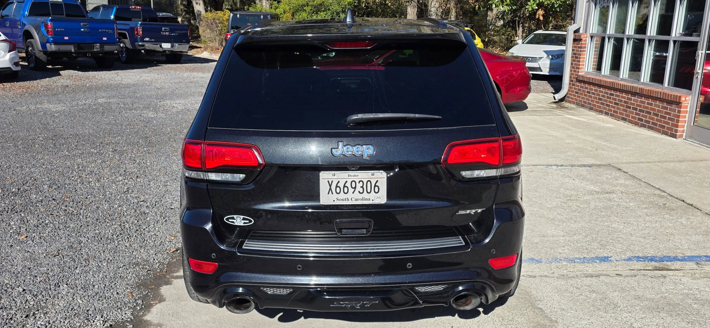 Used 2014 Jeep Grand Cherokee SRT8 w/ Luxury Group II image 7