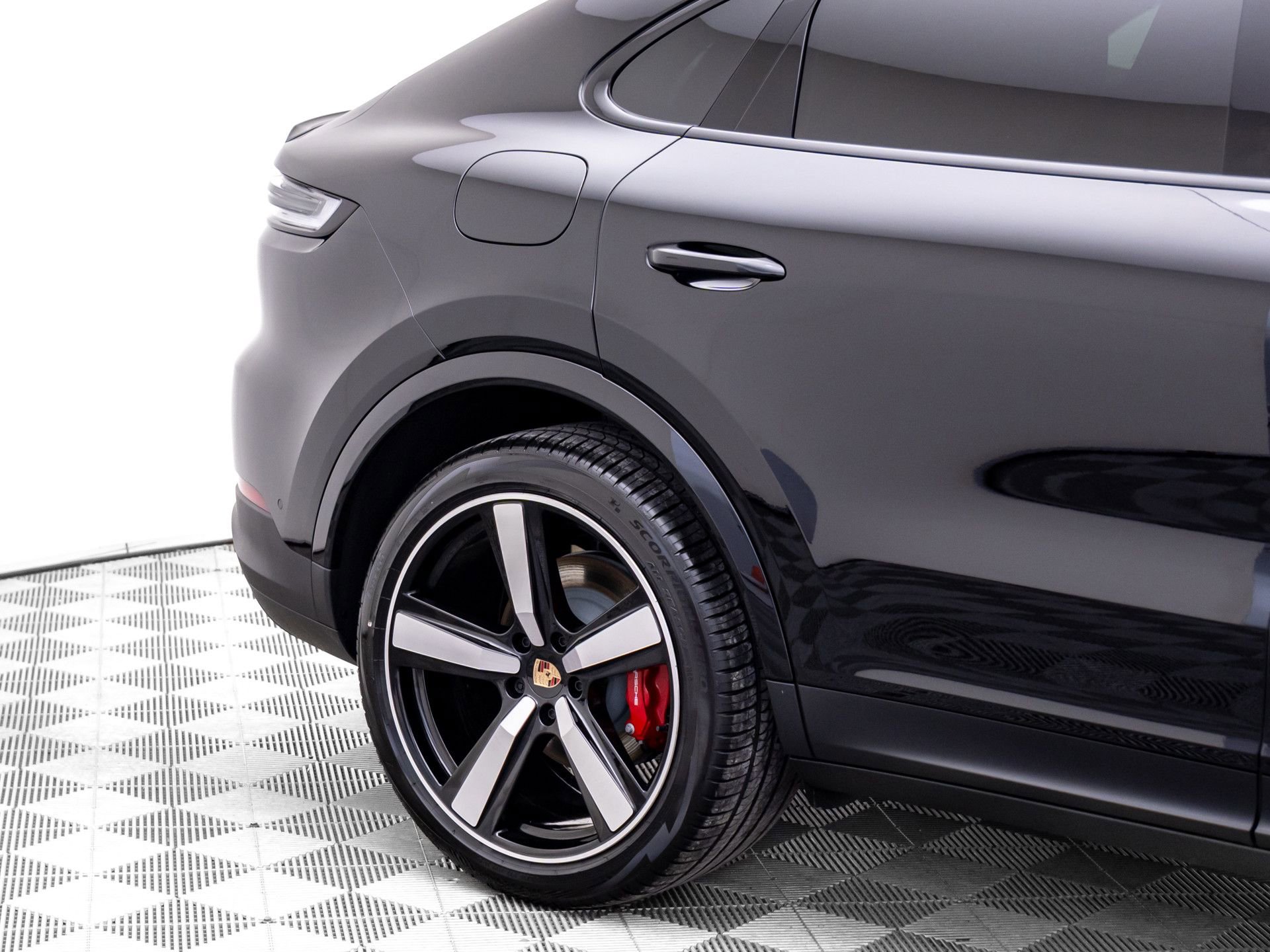 New 2026 Porsche Cayenne S image 35