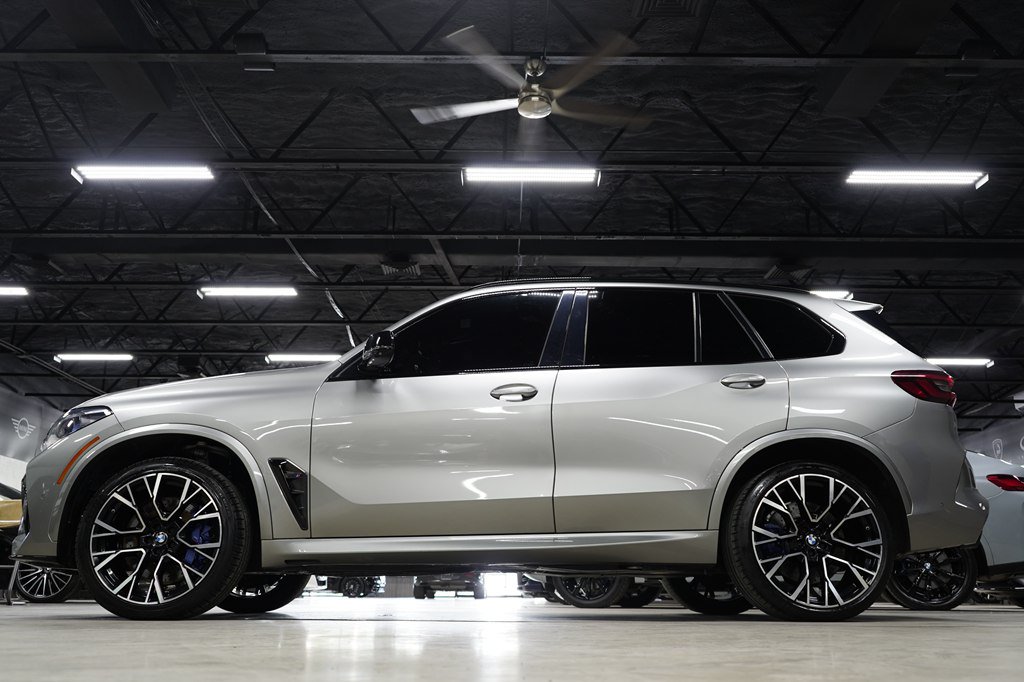 Used 2021 BMW X5 M w/ Competition Package AWD/4WD image 2