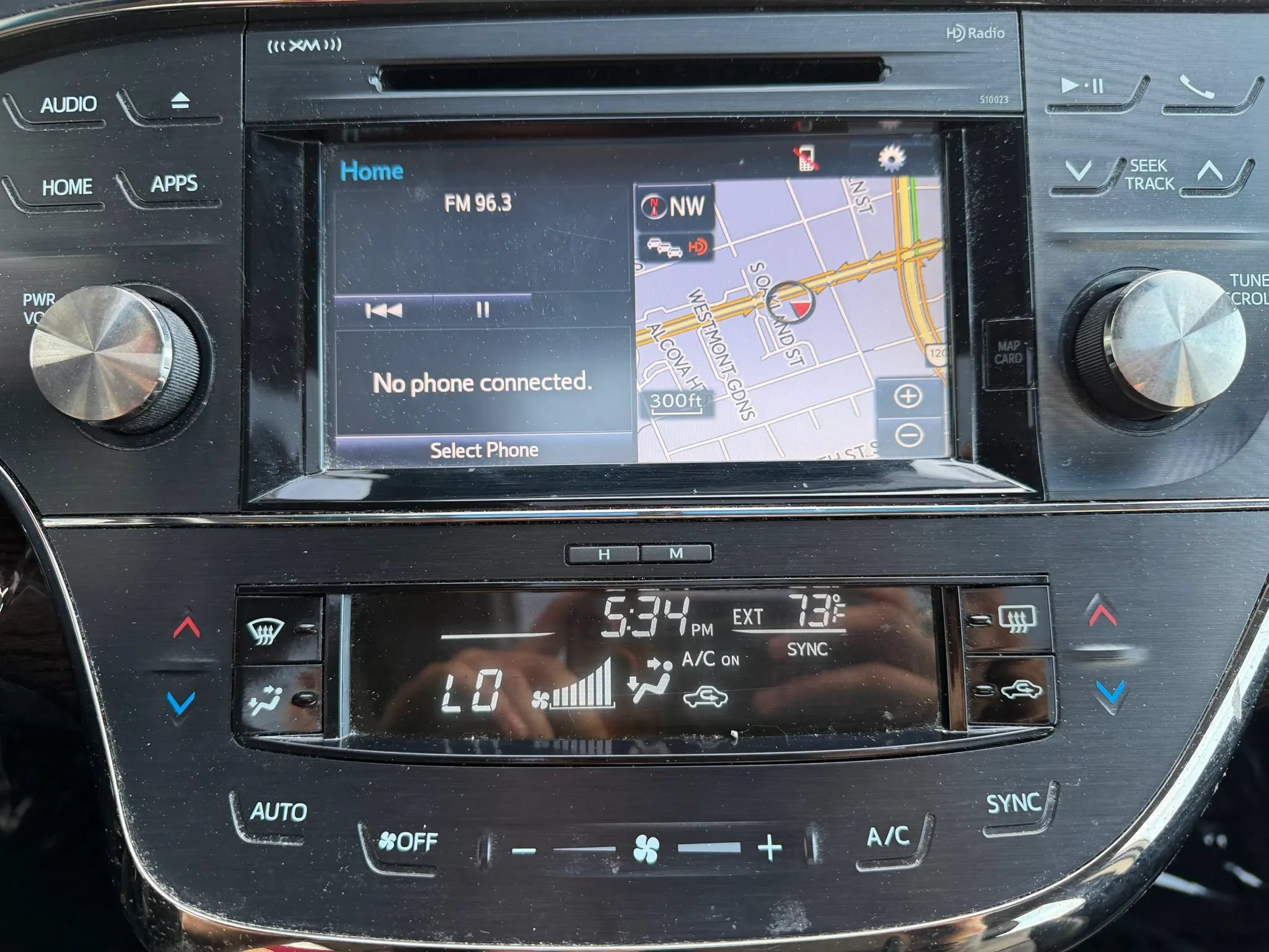 Used 2015 Toyota Avalon XLE Touring FWD image 15