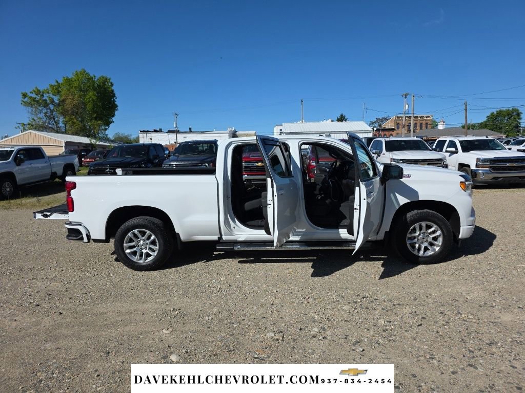 Used 2022 Chevrolet Silverado 1500 RST AWD/4WD image 39