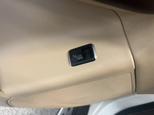 Used 2016 Mercedes-Benz GLE 350 4MATIC w/ Premium Package image 32