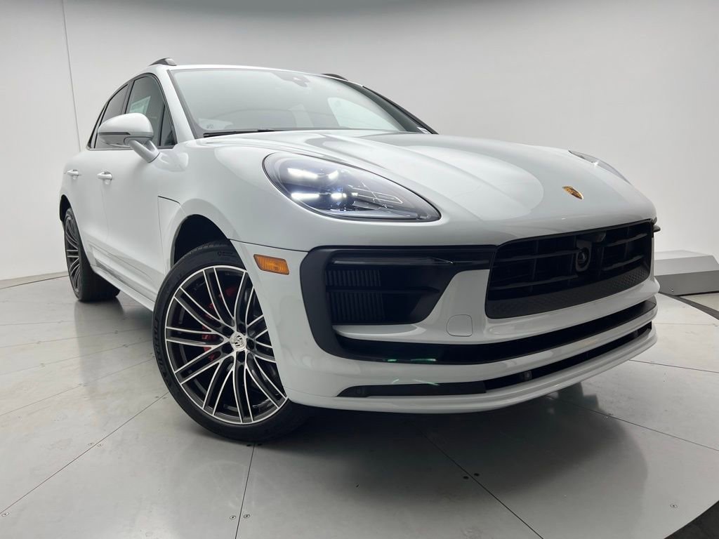 New 2025 Porsche Macan S image 24