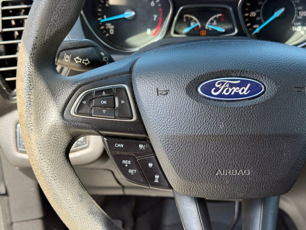Used 2019 Ford Escape SE image 15