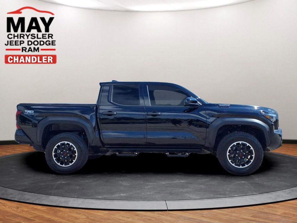 Used 2025 Toyota Tacoma TRD Off-Road AWD/4WD image 19