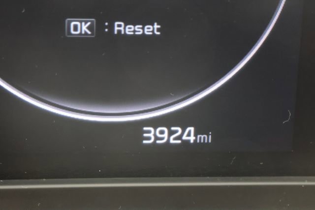 Used 2025 Kia Seltos EX image 13