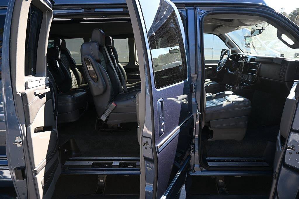 Used 2023 Chevrolet Express 2500 Extended RWD image 21