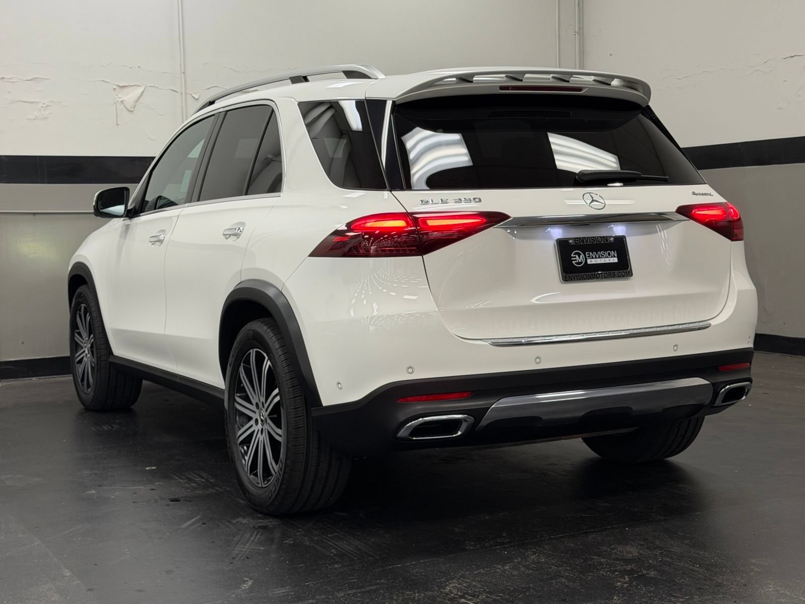 Used 2024 Mercedes-Benz GLE 350 4MATIC image 10