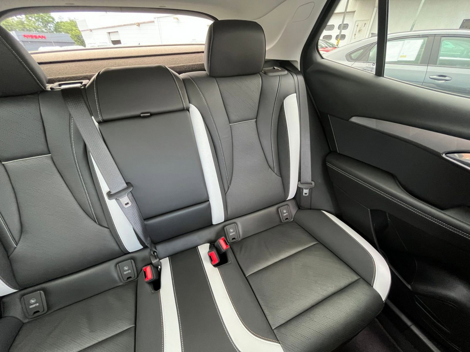 Used 2024 Buick Envision Sport Touring image 43