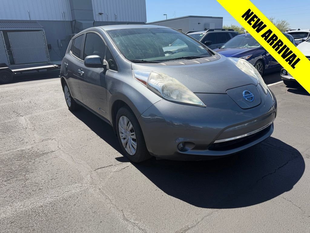 Used 2016 Nissan Leaf S FWD image 1