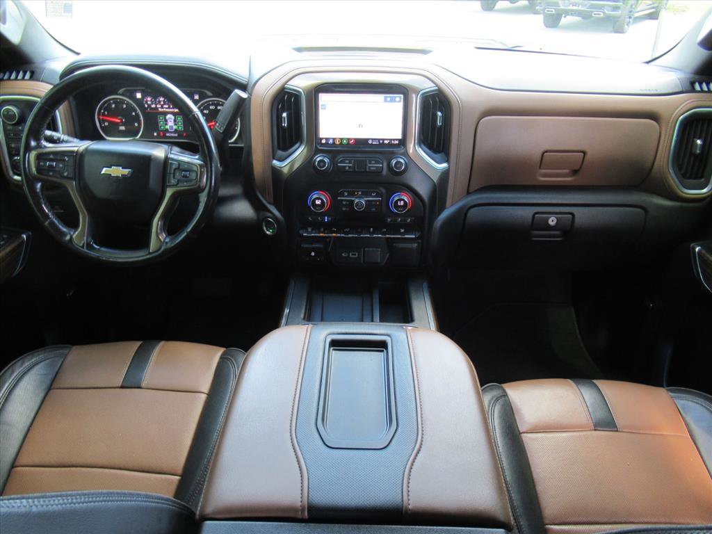 Used 2021 Chevrolet Silverado 3500 High Country image 14
