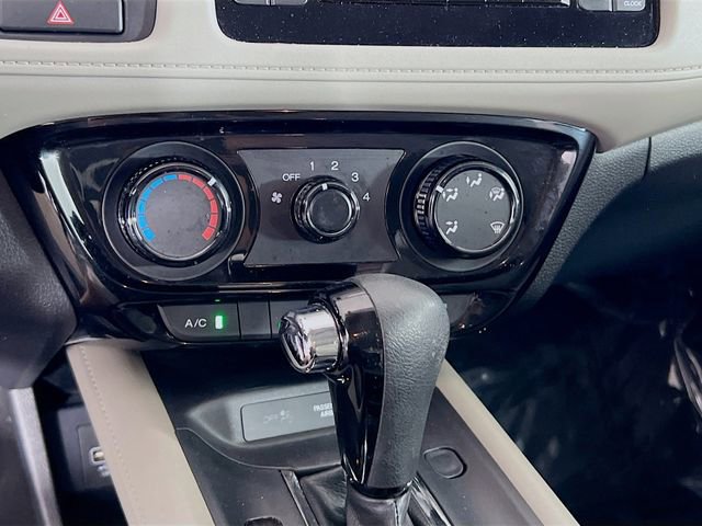 Used 2022 Honda HR-V LX image 16