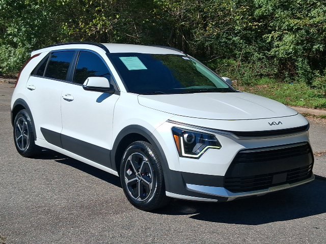 Used 2023 Kia Niro EX FWD image 7
