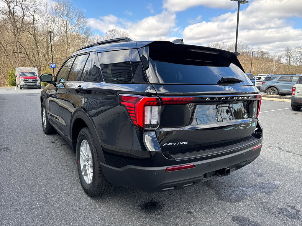 New 2026 Ford Explorer Active AWD/4WD image 17