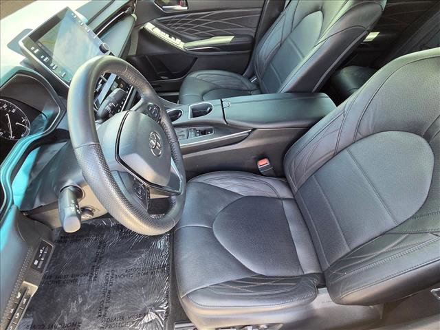 Used 2022 Toyota Avalon Limited w/ Advanced Safety Package FWD image 16