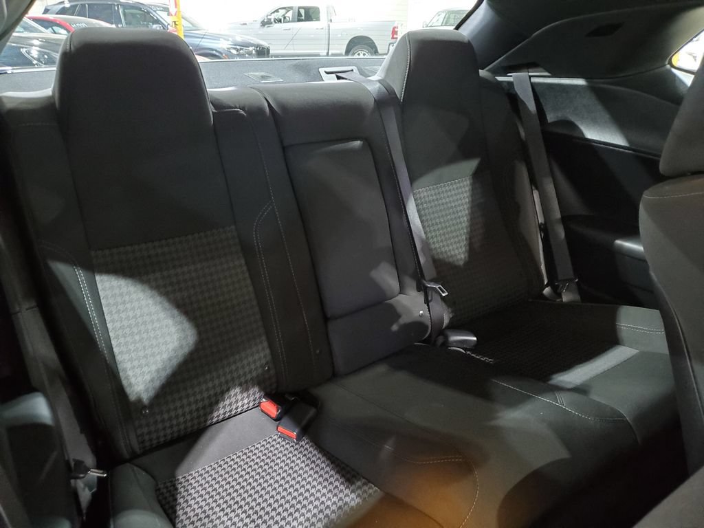 Used 2019 Dodge Challenger SXT RWD image 18