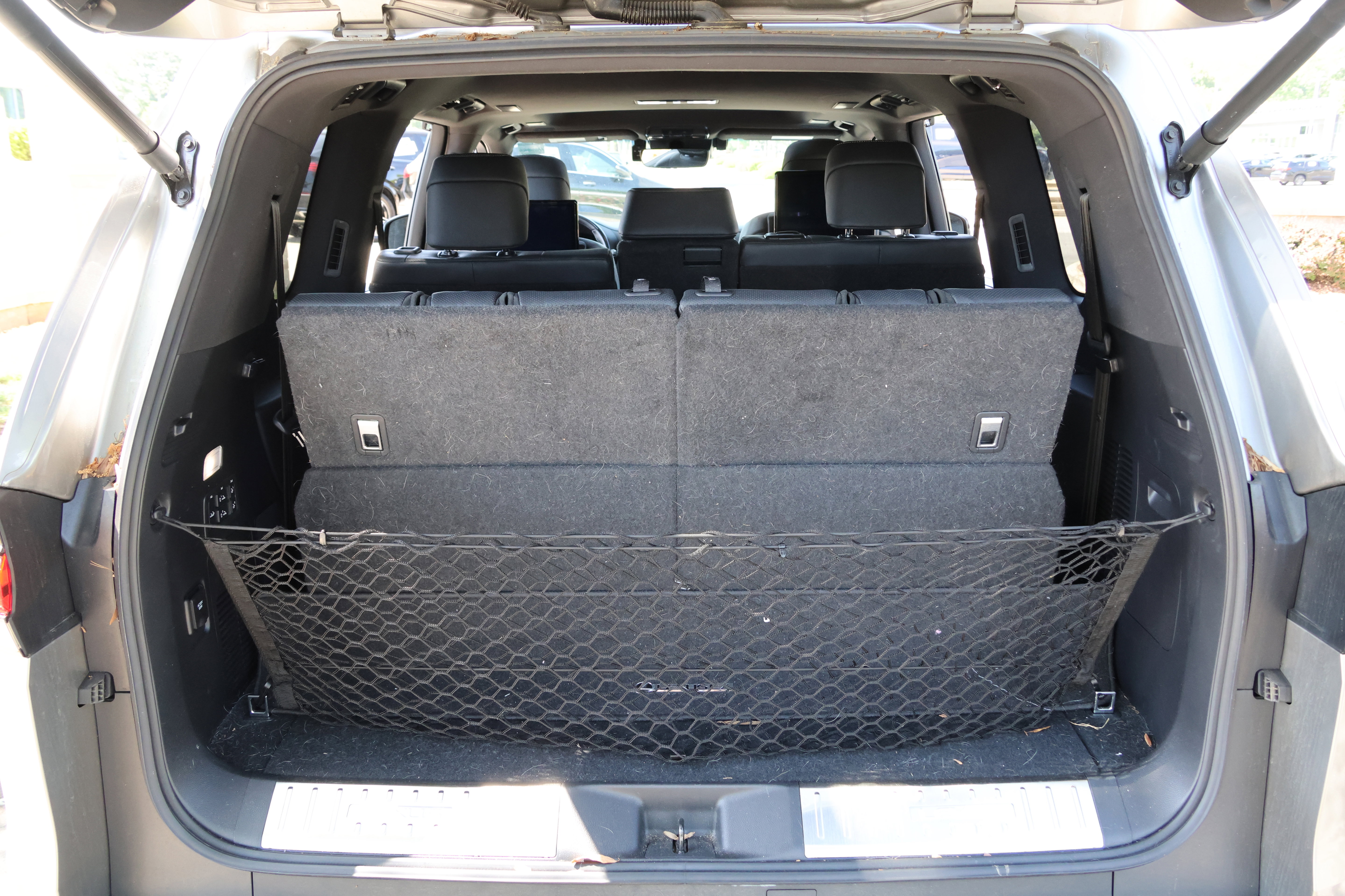 Used 2022 Lexus LX 600 4WD w/ Appearance Package image 40