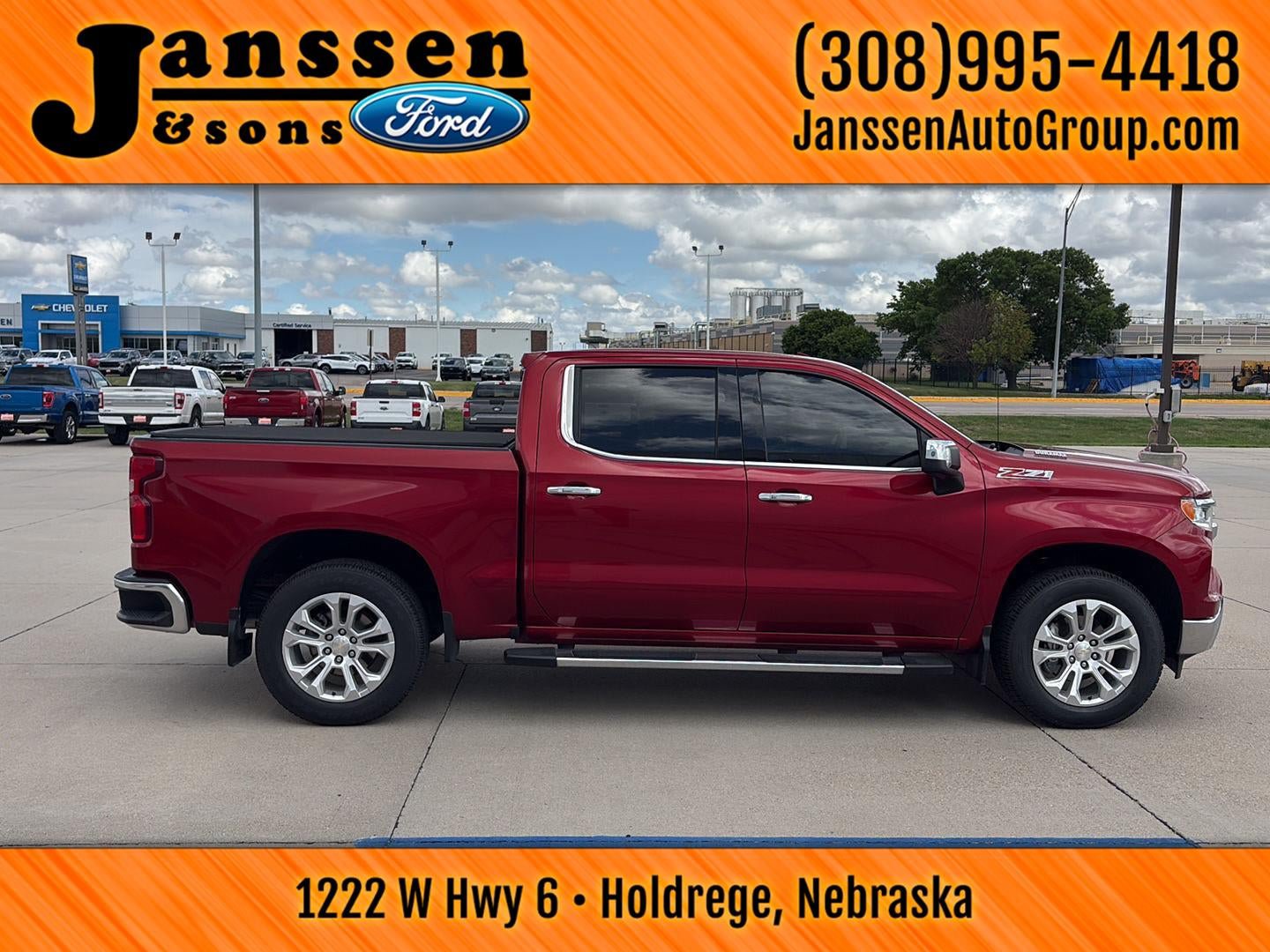 Used 2023 Chevrolet Silverado 1500 LTZ w/ Technology Package AWD/4WD image 5