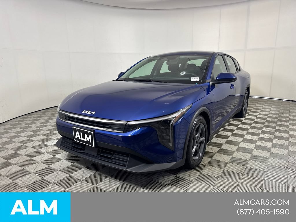Used 2025 Kia K4 FWD image 1