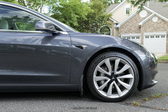 Used 2018 Tesla Model 3 Long Range AWD/4WD image 11