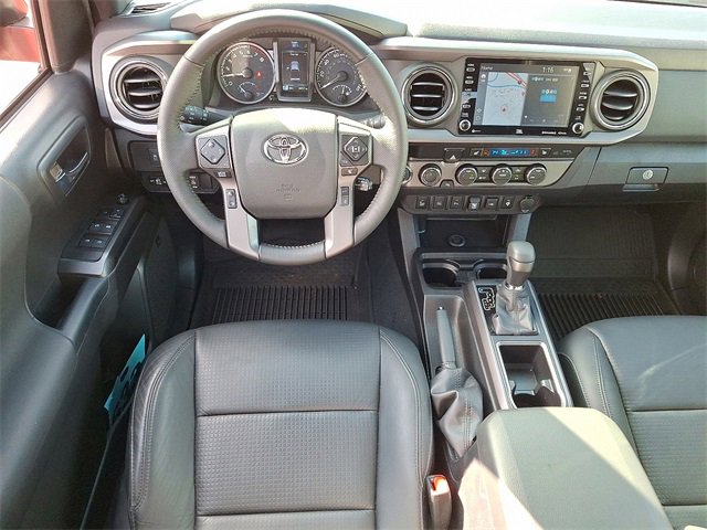 Used 2023 Toyota Tacoma TRD Off-Road image 11