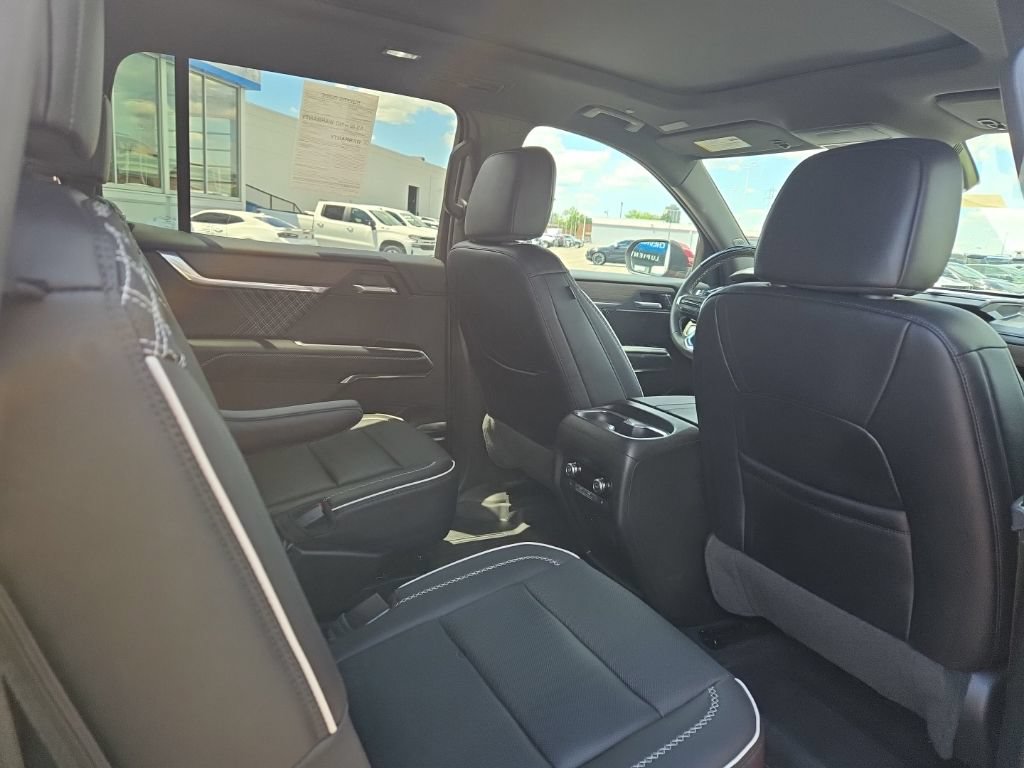 Used 2026 GMC Acadia Denali w/ Super Cruise Package AWD/4WD image 14