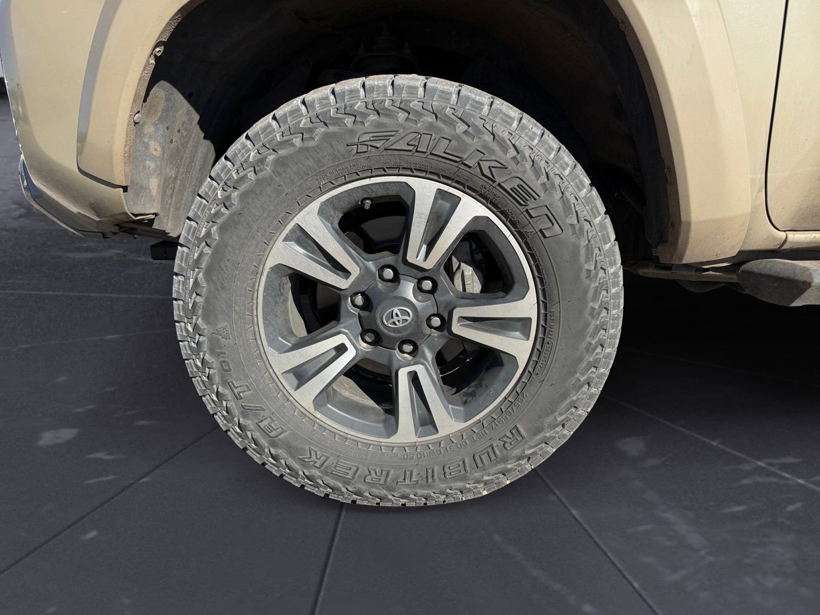 Used 2019 Toyota Tacoma TRD Sport image 14