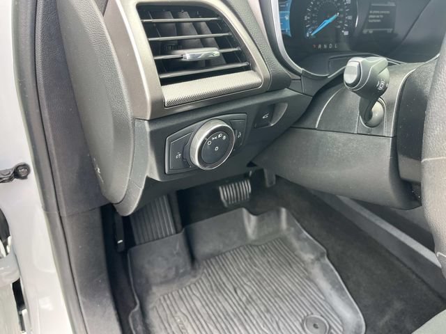 Used 2019 Ford Fusion SE FWD image 24