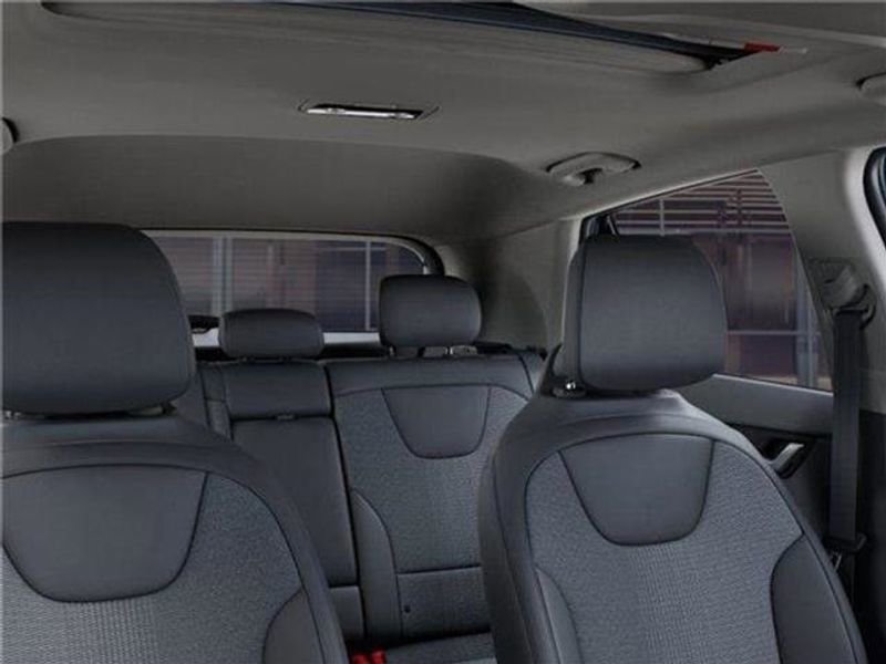 New 2025 Kia Niro EX Touring image 54