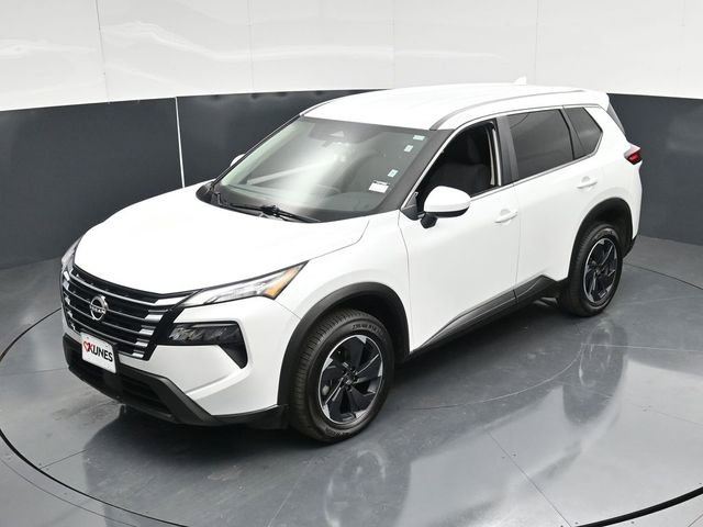 Used 2025 Nissan Rogue SV AWD/4WD image 47