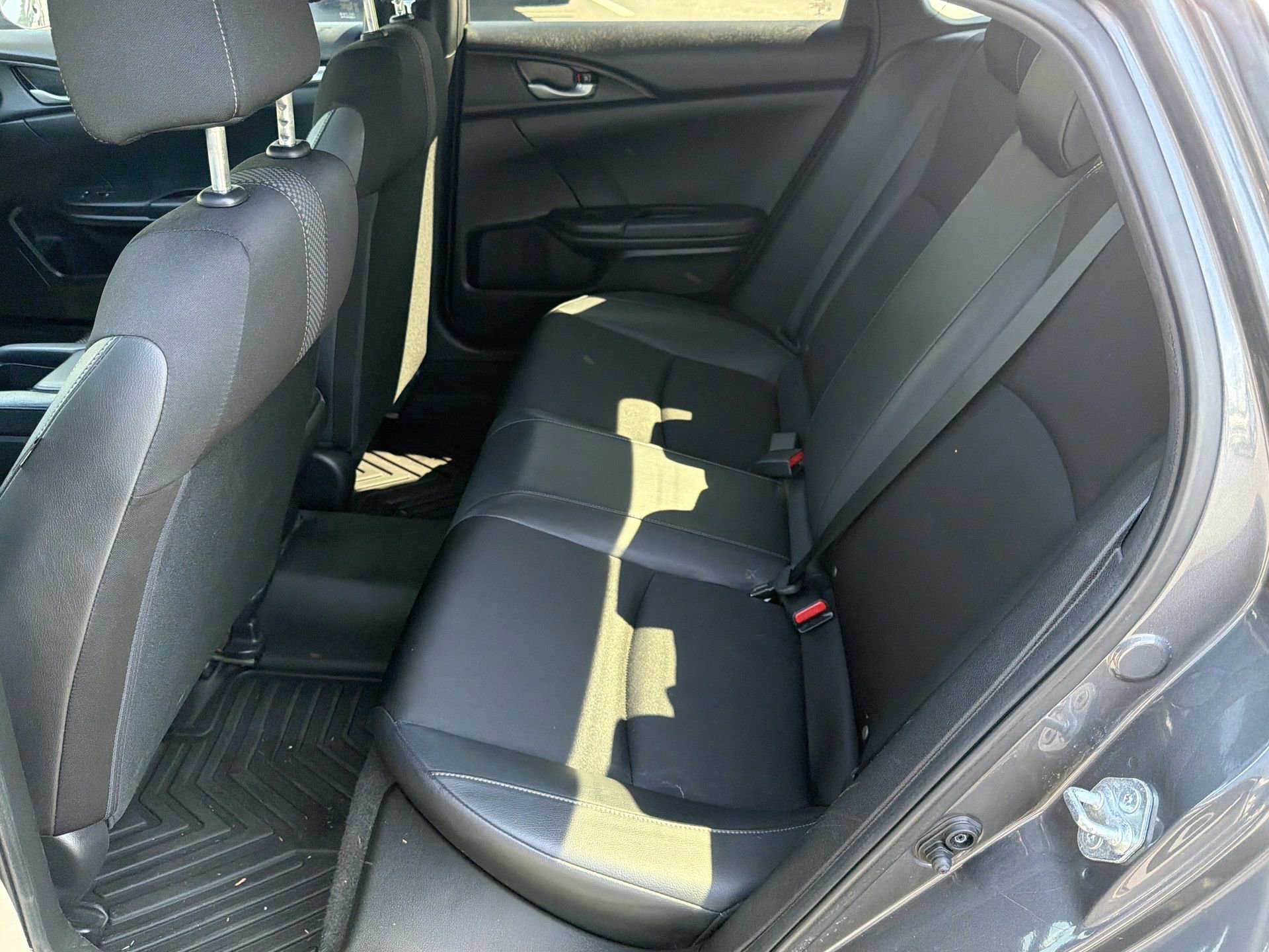 Used 2021 Honda Civic Sport image 17