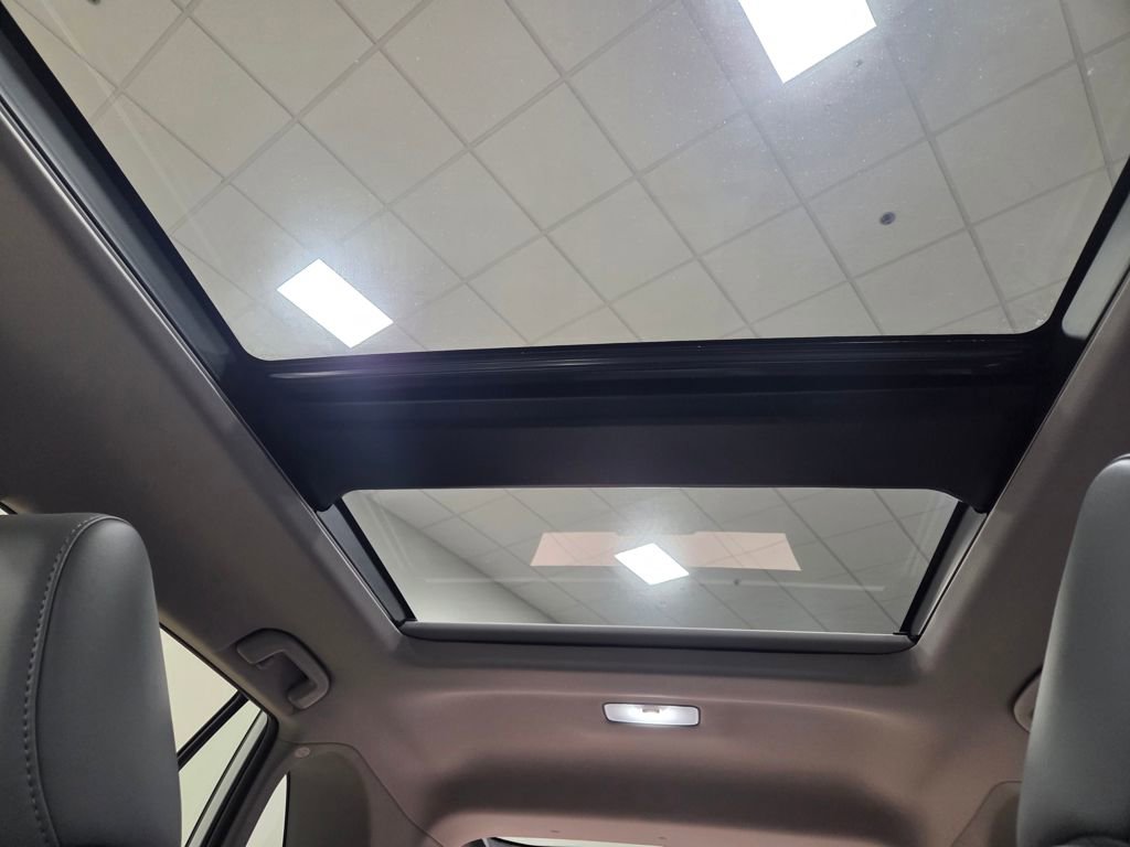 Used 2024 Toyota RAV4 Limited w/ Advanced Technology Package image 13