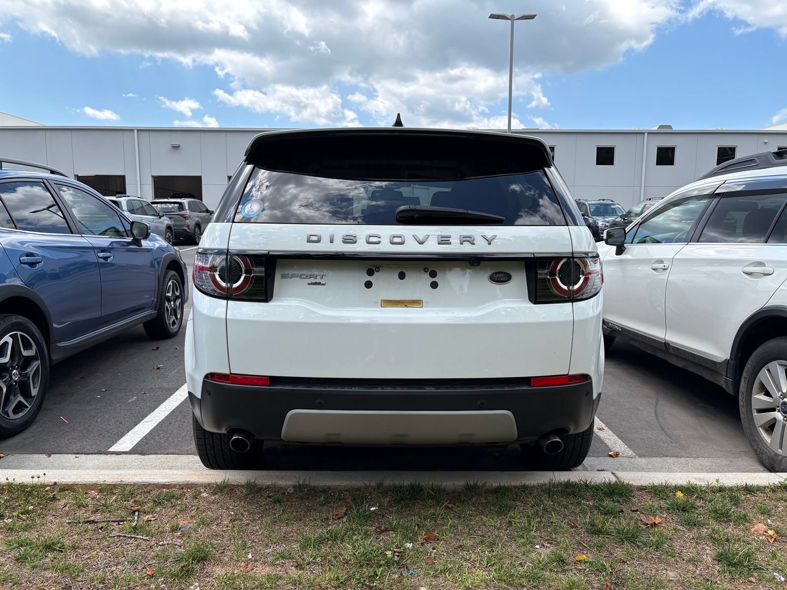 Used 2017 Land Rover Discovery Sport HSE AWD/4WD image 5