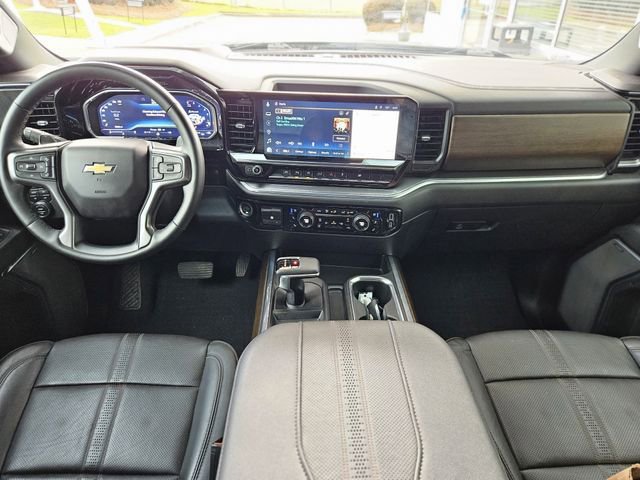 Used 2024 Chevrolet Silverado 1500 High Country w/ High Country Premium Package AWD/4WD image 15