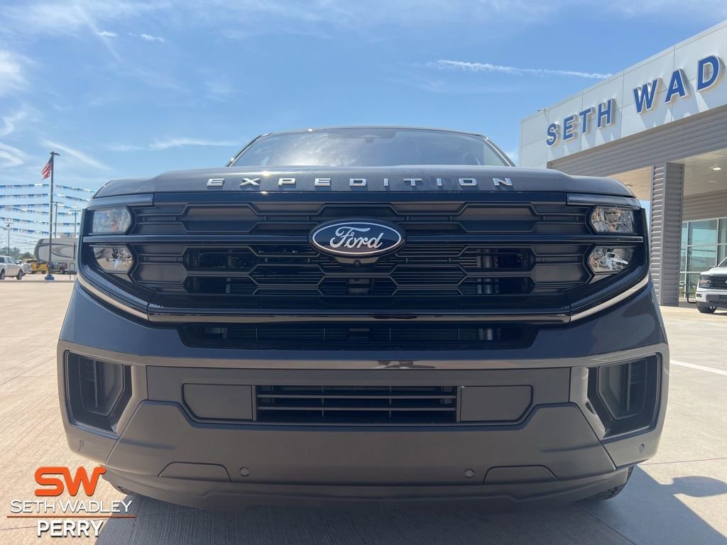 New 2025 Ford Expedition Active image 5