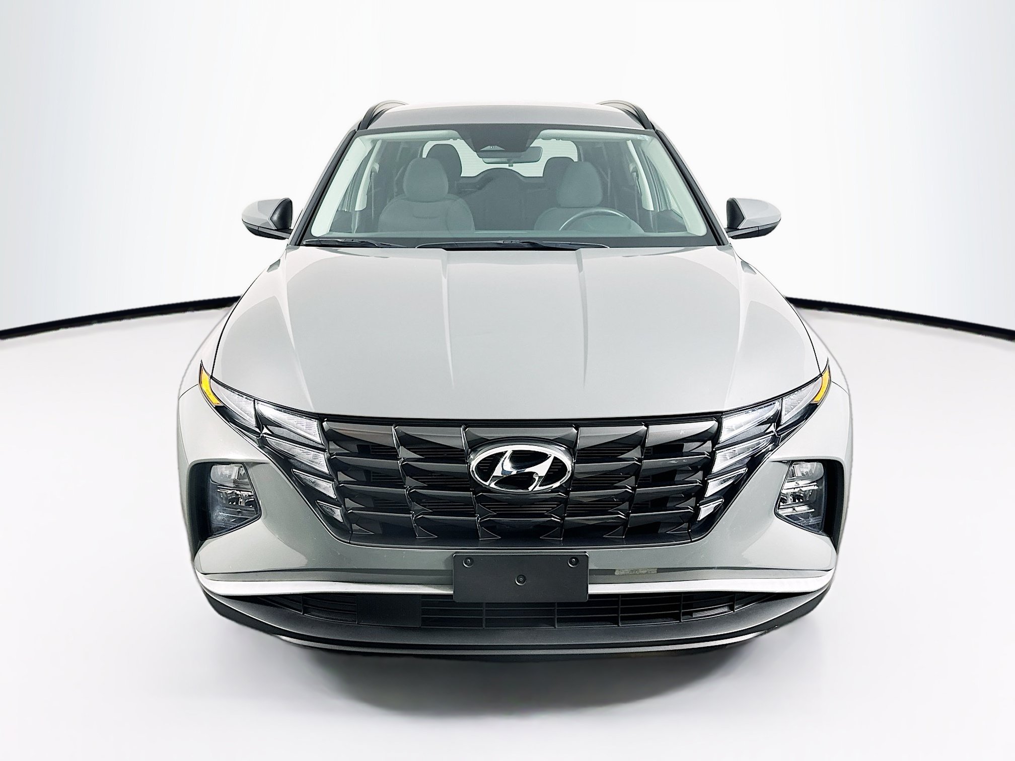 Used 2024 Hyundai Tucson SEL FWD image 2